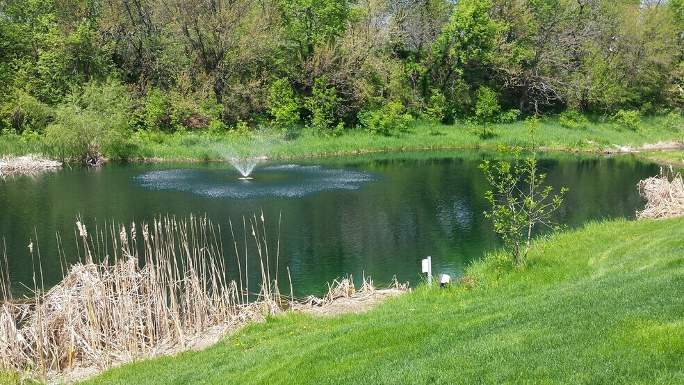 More Photos Of 36th and Raynor Pky, Bellevue Land For Sale