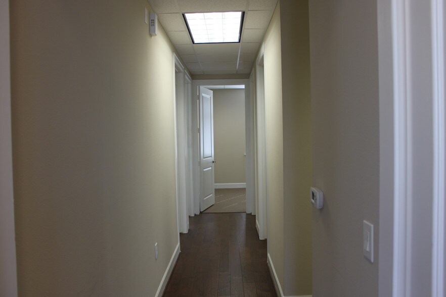 More Photos Of 440 Cobia Dr, Katy Medical For Lease