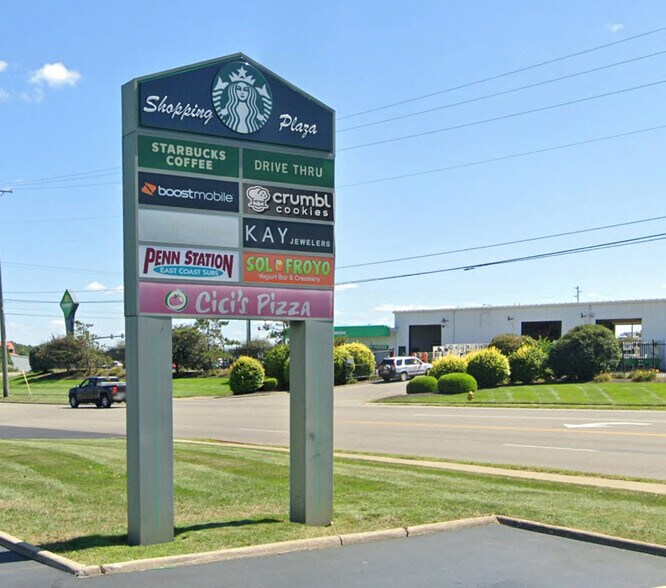 More Photos Of 2150-2172 Walker Lake Rd, Ontario Storefront For Lease