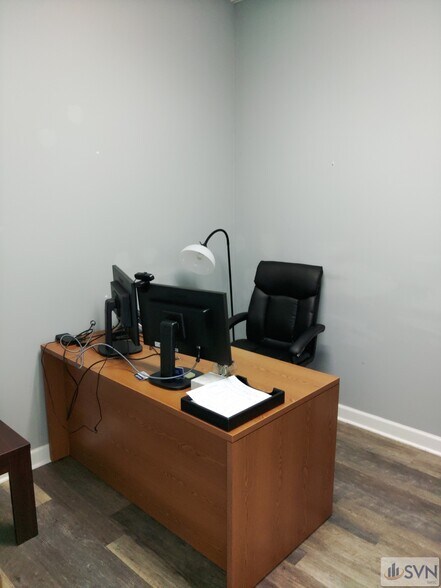 More Photos Of 119 Canal St, Pooler Office For Lease