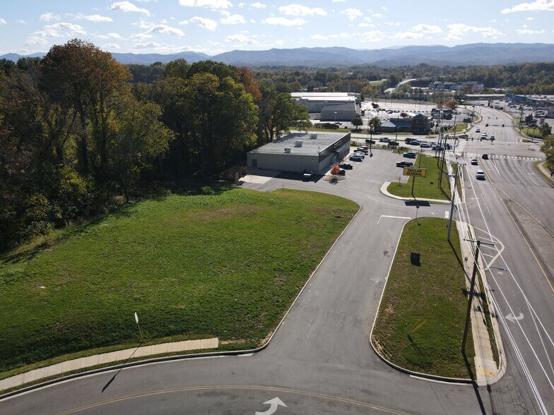 More Photos Of 100 E Highland Rd, Johnson City Land For Sale