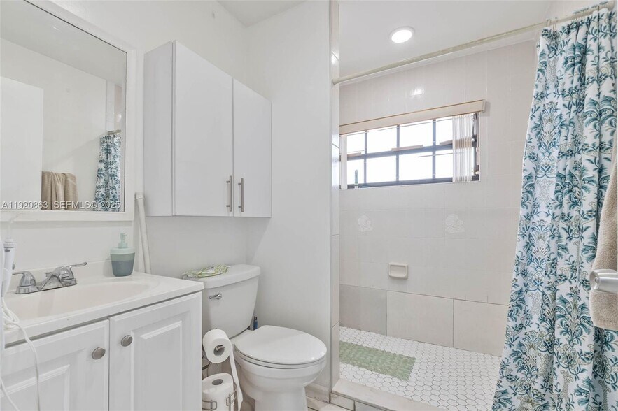 More Photos Of 2740 SW 23rd St, Miami Multifamily For Sale