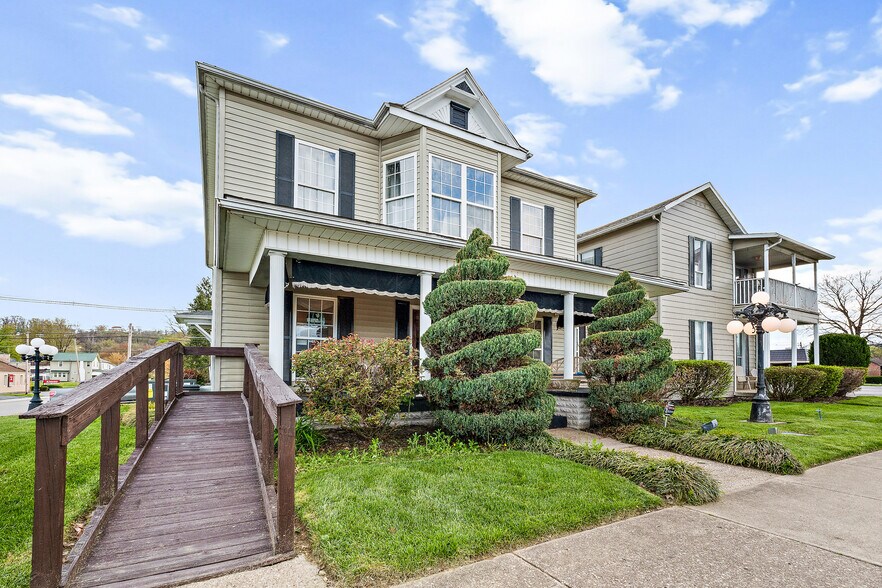 More Photos Of 2048 Winchester Ave, Ashland General Retail For Sale