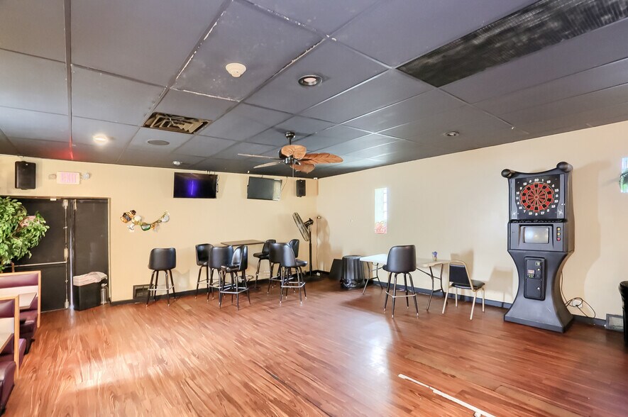 More Photos Of 7365 Denniston Ave, Pittsburgh General Retail For Sale