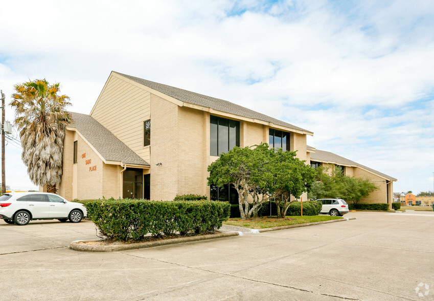 Primary Photo Of 10909 Sabo Rd, Houston Office For Lease