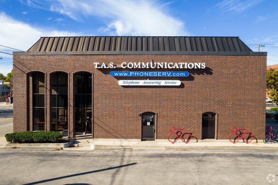 More Photos Of 1050 Regent St, Madison Medical For Lease