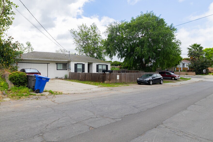 More Photos Of 6935 Hoffman Ave, La Mesa Apartments For Sale