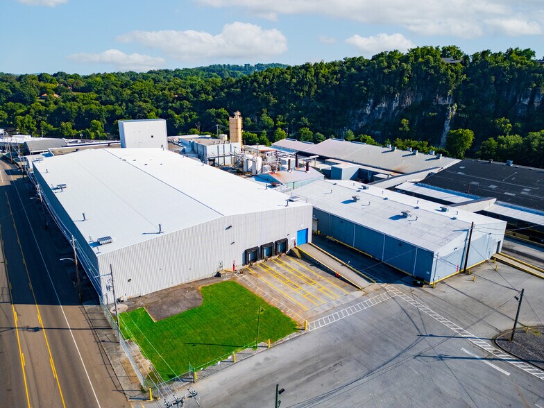 Primary Photo Of 540 E Broadway, Newport Manufacturing For Lease