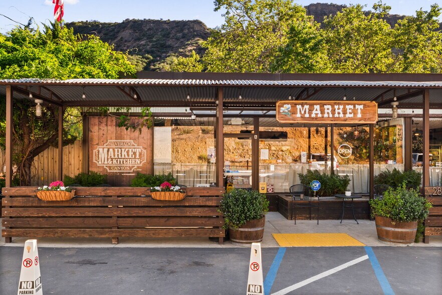 Primary Photo Of 28192 Silverado Canyon Rd, Silverado General Retail For Sale