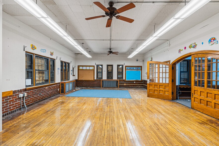 More Photos Of 736 W Evans Ave, Pueblo Specialty For Sale