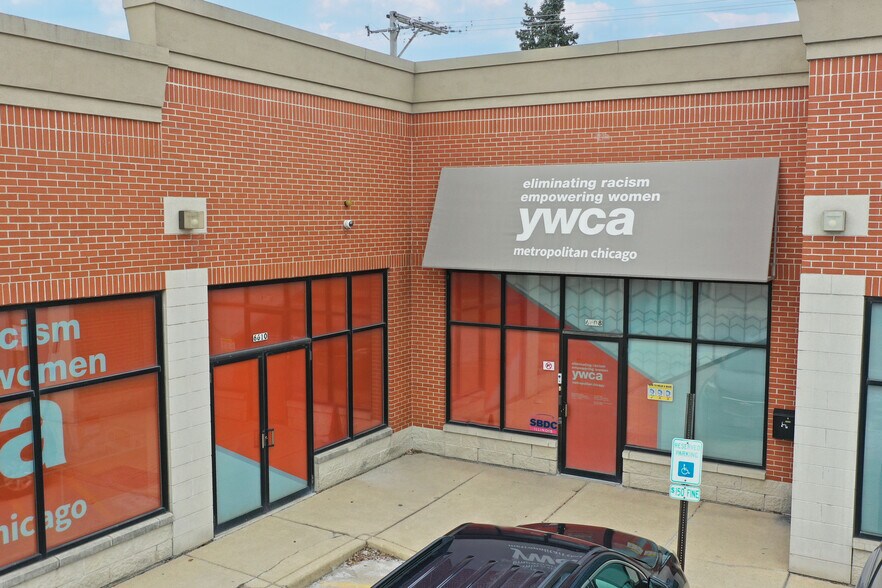 More Photos Of 6600 S Cottage Grove Ave, Chicago Storefront For Sale