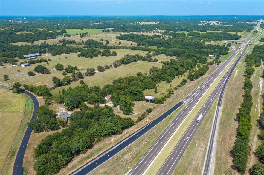 More Photos Of TBD Interstate 20 Is, Lindale Land For Sale