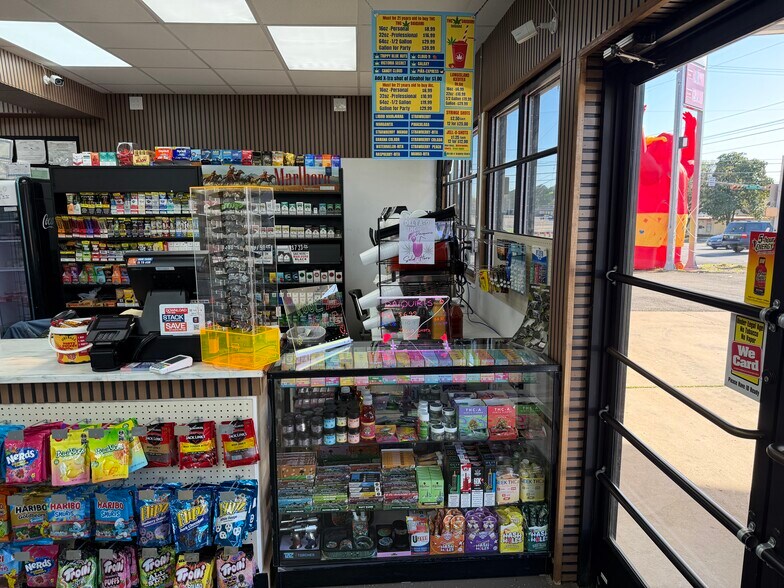 More Photos Of 1708 S Mobberly Ave, Longview Service Station For Sale