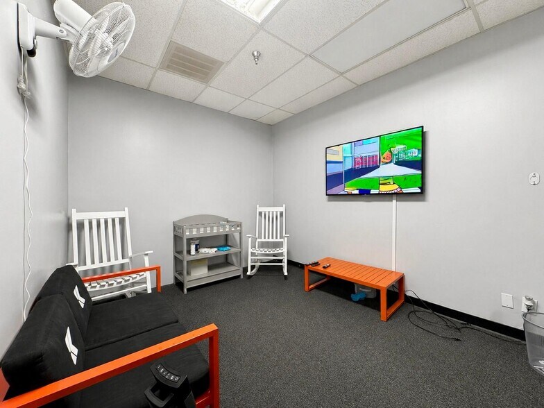 More Photos Of 909 N D St, San Bernardino Office For Sale