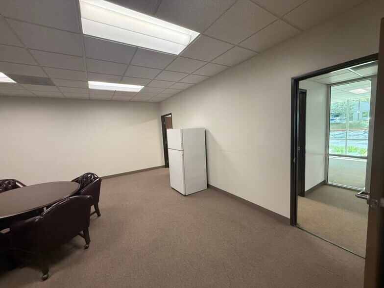 More Photos Of 15823 W Monte St, Sylmar Warehouse For Sale