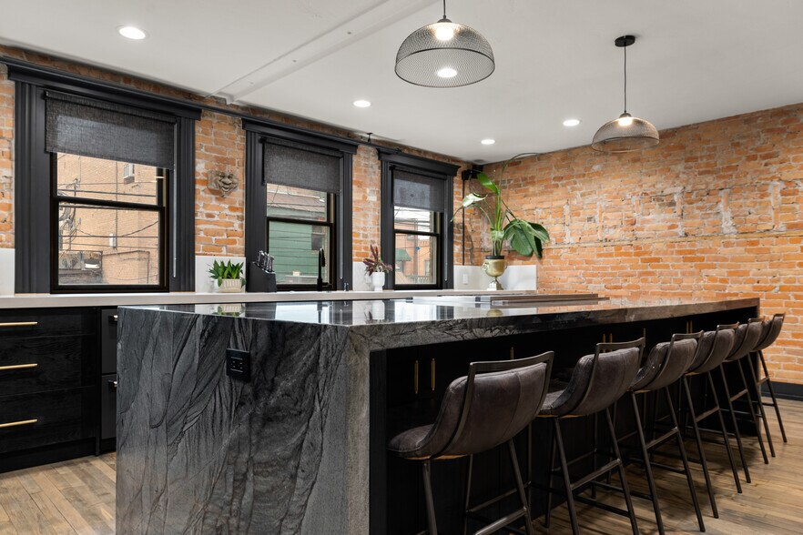 More Photos Of 30-50 2nd St E, Kalispell Office Residential For Sale