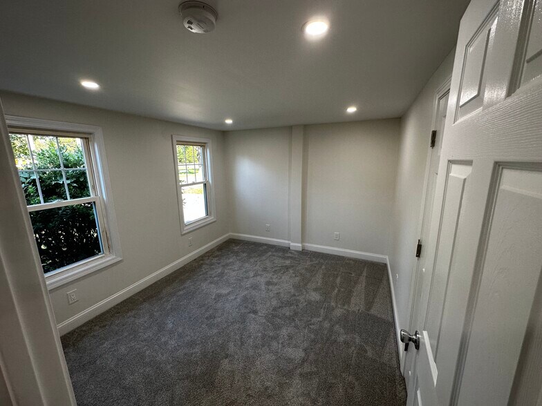 More Photos Of 36 Church St, West Boylston Multifamily For Sale