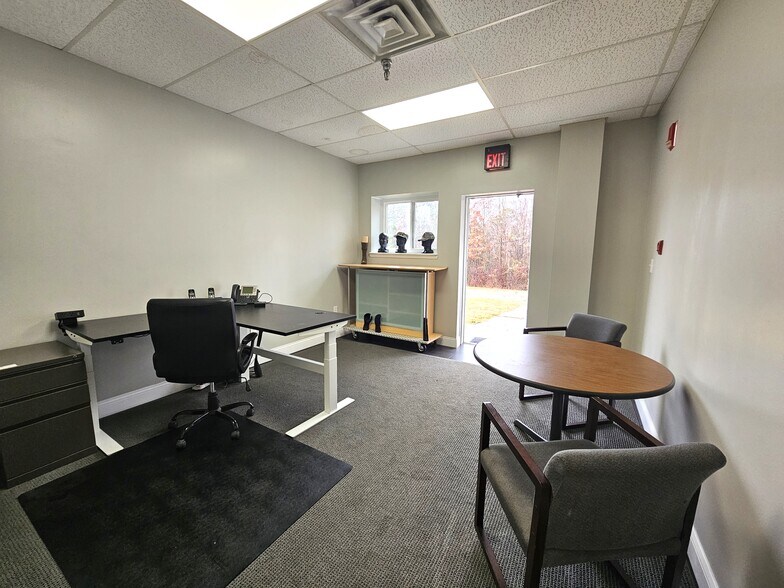 More Photos Of 205 Industrial Pike, Whitwell Manufacturing For Sale