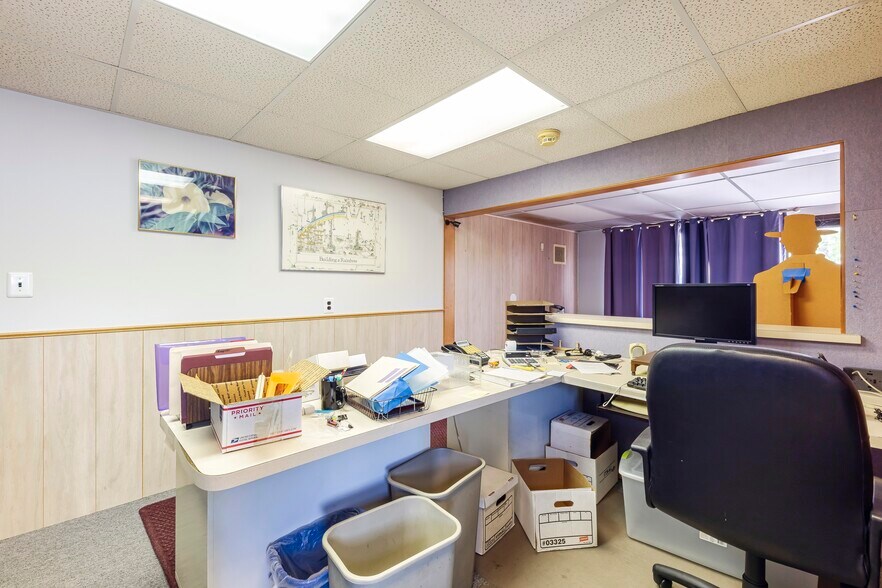 More Photos Of 2 Superior Way, Woodbury Warehouse For Sale