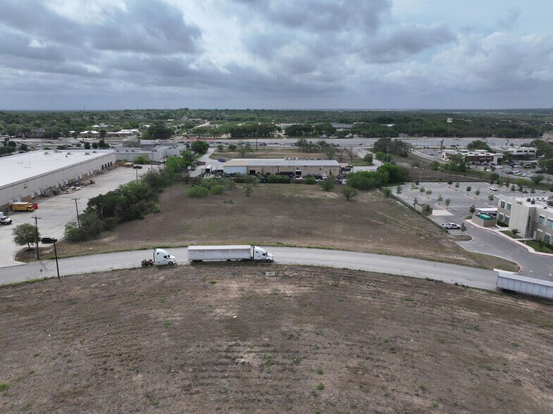 More Photos Of Verde Parkway, Schertz Land For Sale