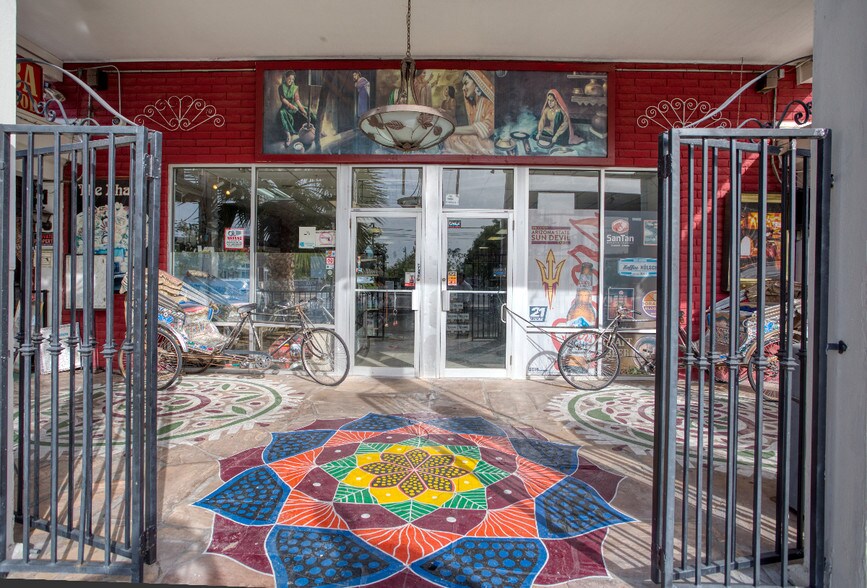 More Photos Of 1868-1880 E Apache Blvd, Tempe Unknown For Lease