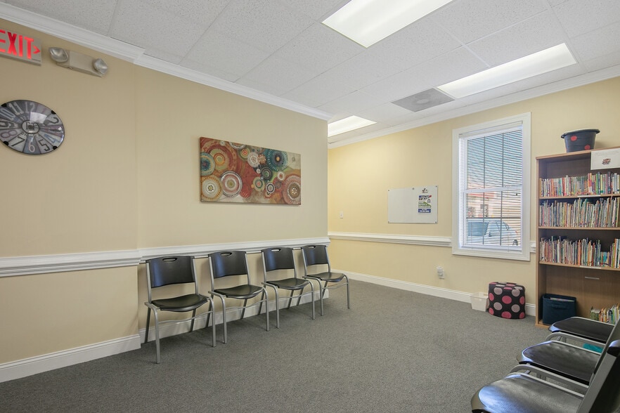 More Photos Of 2915 Raeford Rd, Fayetteville Medical For Lease