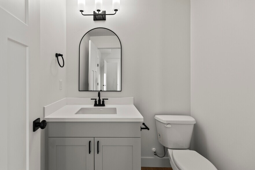 More Photos Of 39 N 200 E, Richfield Multifamily For Sale