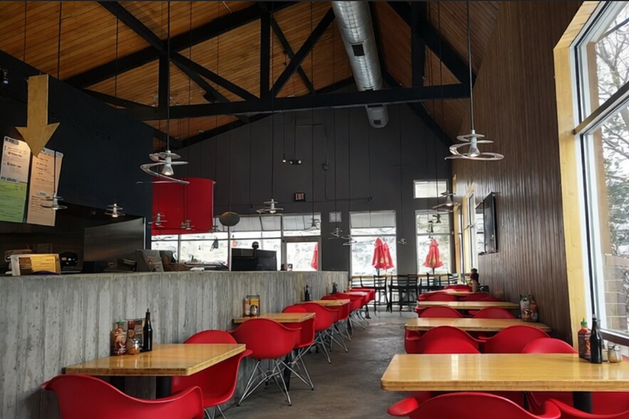 More Photos Of 100 W Troutman Pky, Fort Collins Restaurant For Lease