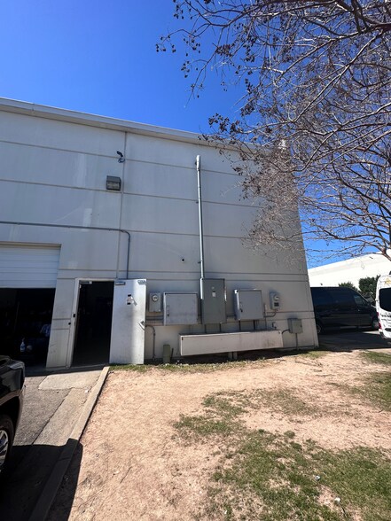 More Photos Of 10700 World Trade Blvd, Raleigh Warehouse For Lease