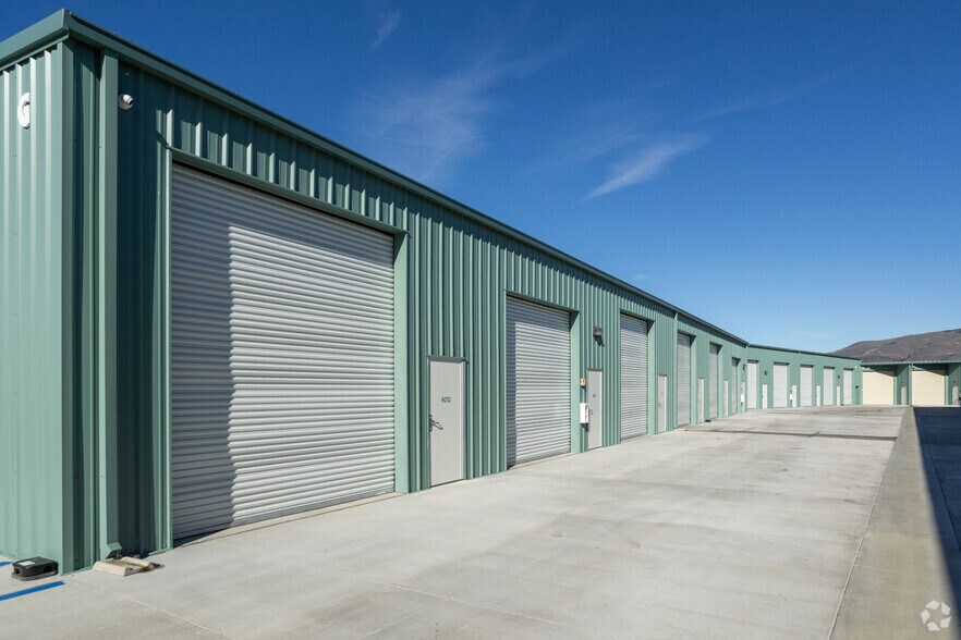 More Photos Of 901 Buckley Rd, San Luis Obispo Self Storage For Lease