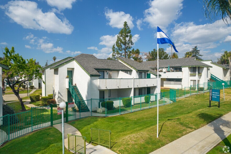 More Photos Of 621 Church St, Redlands Multifamily For Sale