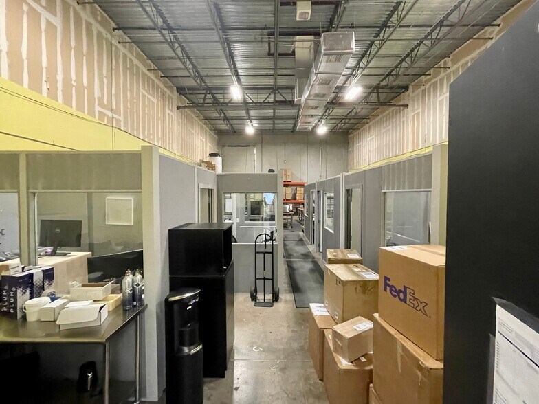 More Photos Of 11 SW 12th Ave, Dania Beach Warehouse For Lease