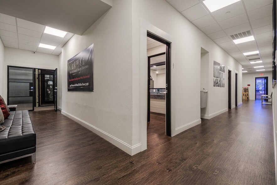 More Photos Of 4510 Duncanville Rd, Dallas Distribution For Sale