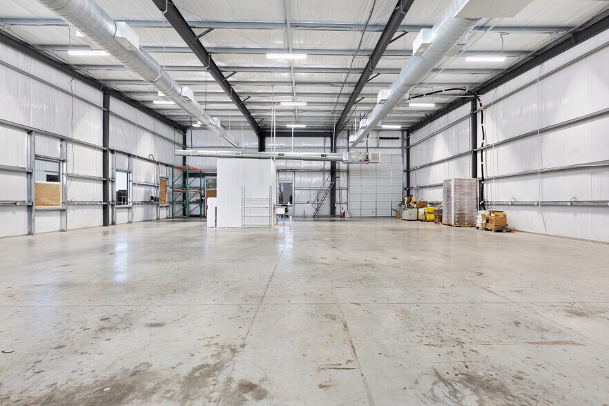More Photos Of 19962 Franz Rd, Katy Warehouse For Lease