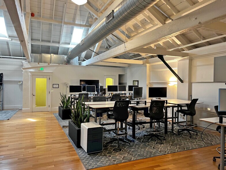 More Photos Of 925 De La Vina St, Santa Barbara Office For Lease