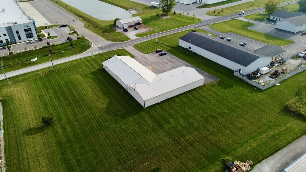 More Photos Of 6301 W 400 N, Greenfield Warehouse For Sale