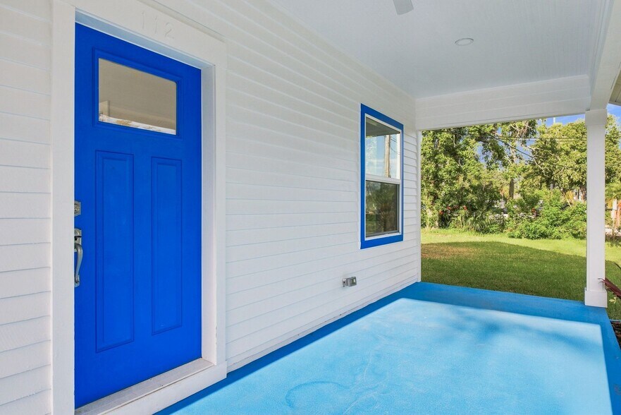More Photos Of 112 E Martin Luther King Jr Dr, Tarpon Springs Office For Sale