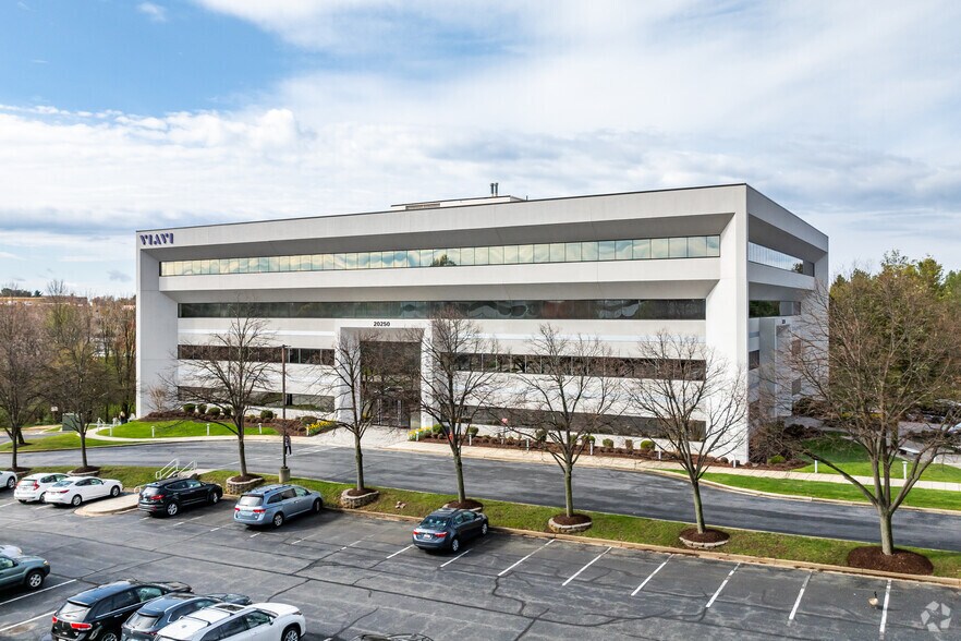 More Photos Of 20250 Century Blvd, Germantown Office For Lease