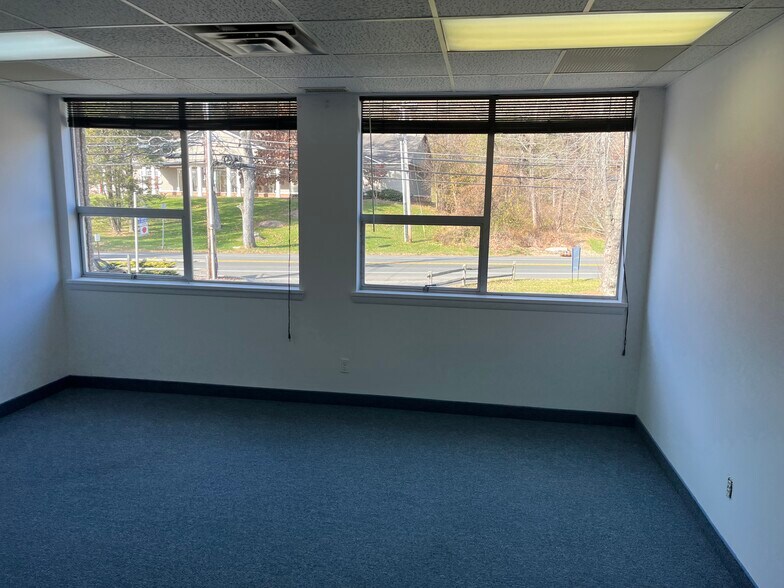 More Photos Of 914 Mount Kemble Ave, Morristown Office For Lease