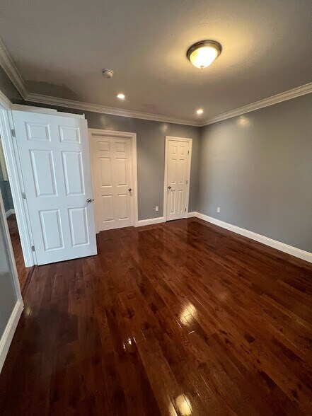 More Photos Of 1001 El Camino Real, Menlo Park Storefront Retail Residential For Sale