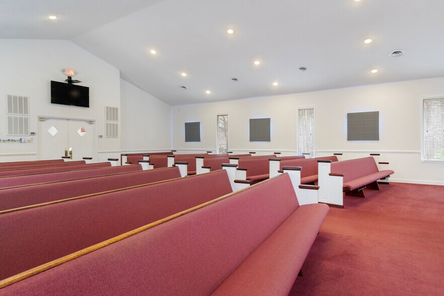 More Photos Of 5408 Tryon Rd, Raleigh Religious Facility For Sale