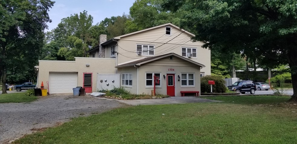 More Photos Of 1704 Highway 33, Trenton Office For Lease