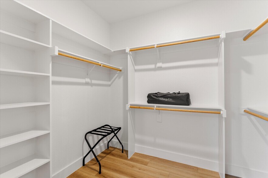 More Photos Of 196 W 17th St, Mount Pleasant Apartments For Sale