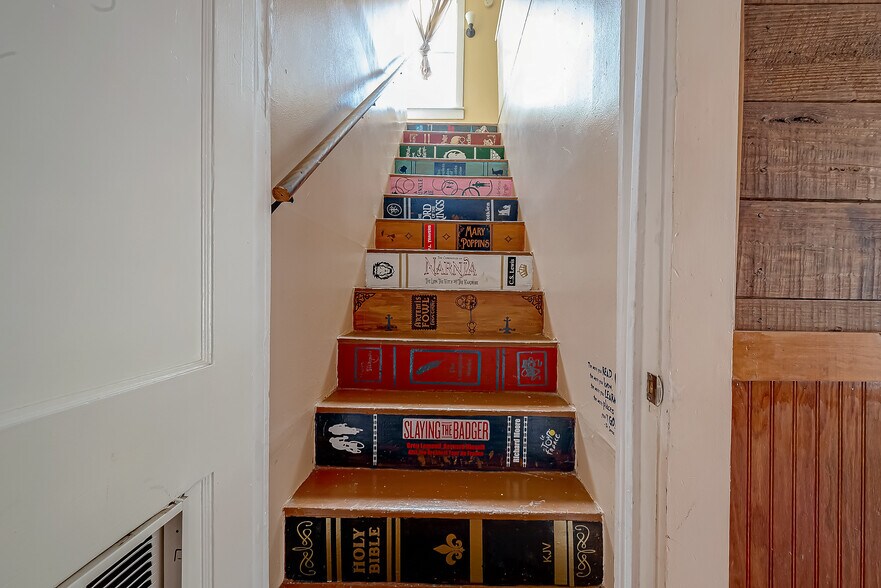 More Photos Of 1502 Main St, Seabrook Office Residential For Lease