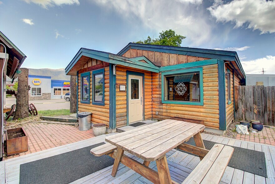 More Photos Of 700 9th St W, Columbia Falls Restaurant For Sale