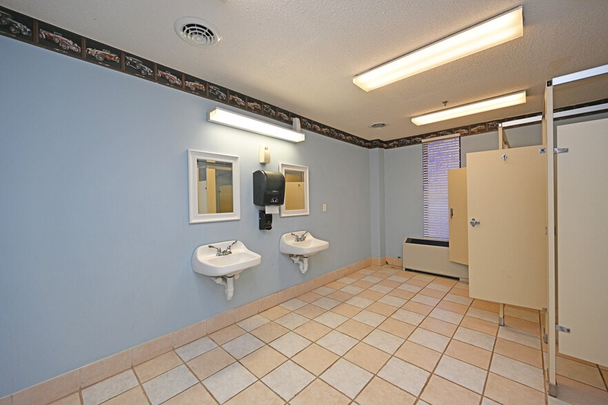 More Photos Of 5990 Michael Rd, Middletown Religious Facility For Sale
