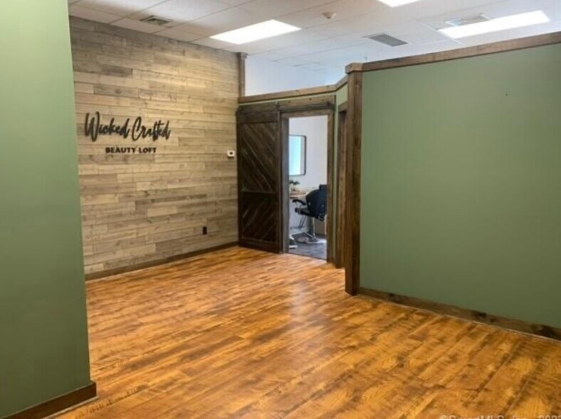 More Photos Of 112 Main St, Putnam Storefront Retail Office For Lease