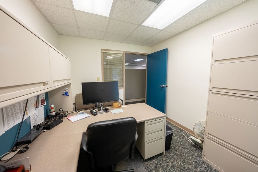 More Photos Of 96 Cohen Walker Dr, Warner Robins Medical For Sale