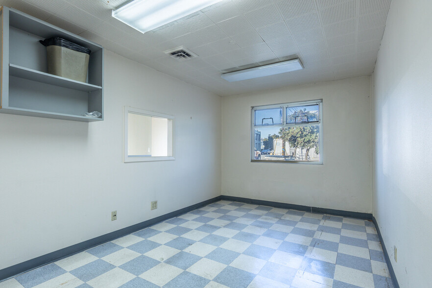 More Photos Of 334 Victory Ave, South San Francisco Warehouse For Lease