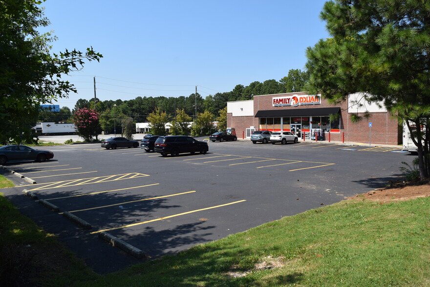 Primary Photo Of 5403 Old National Hwy, Atlanta Freestanding For Sale